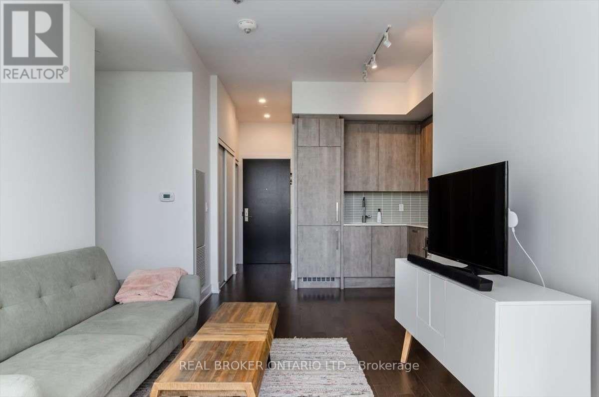 2501 - 181 Bedford Road, Toronto, Ontario  M5R 0C2 - Photo 9 - C13608666