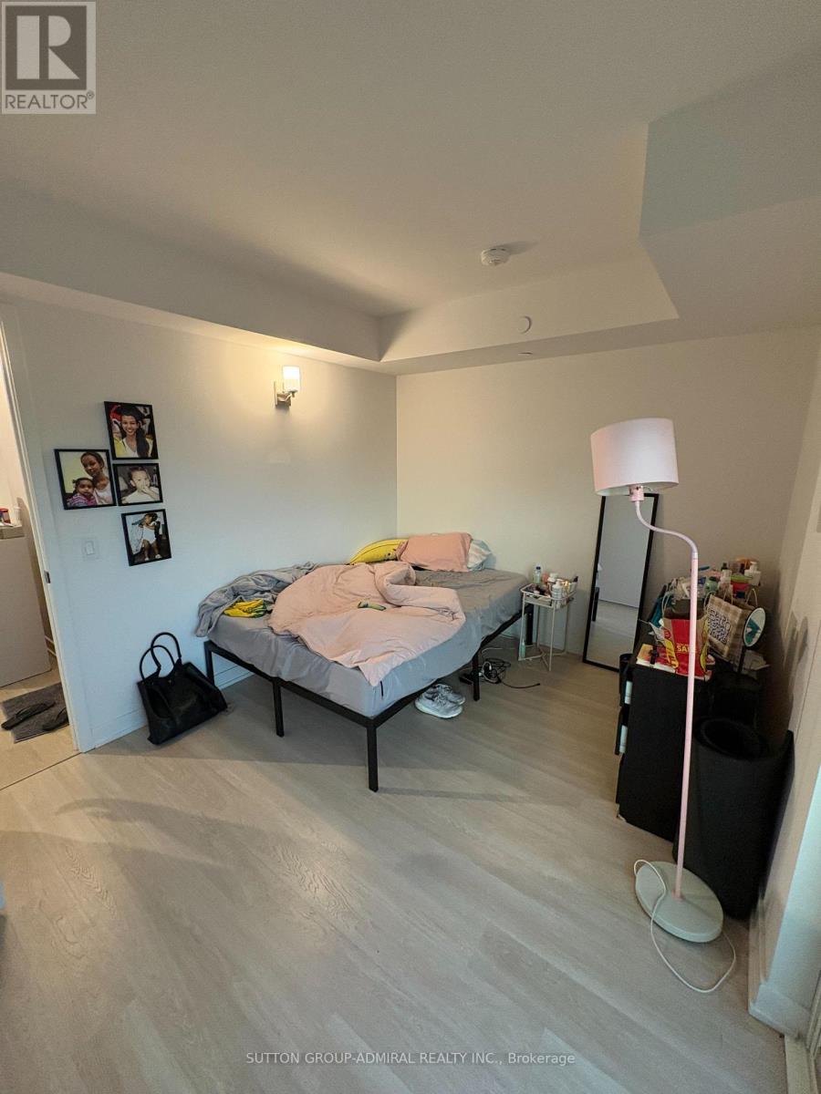 423 - 30 Tretti Way, Toronto, Ontario  M3H 0E3 - Photo 4 - C13608674