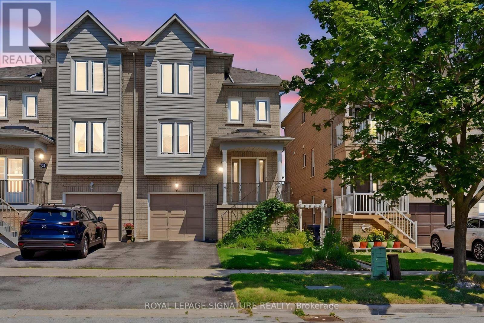 36 MOOREFIELD DRIVE, Toronto, Ontario
