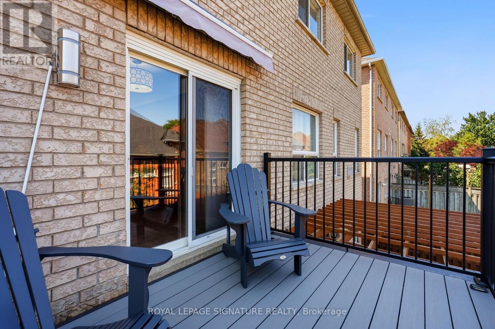 36 Moorefield Drive, Toronto, Ontario  M1C 5B6 - Photo 12 - E13608678