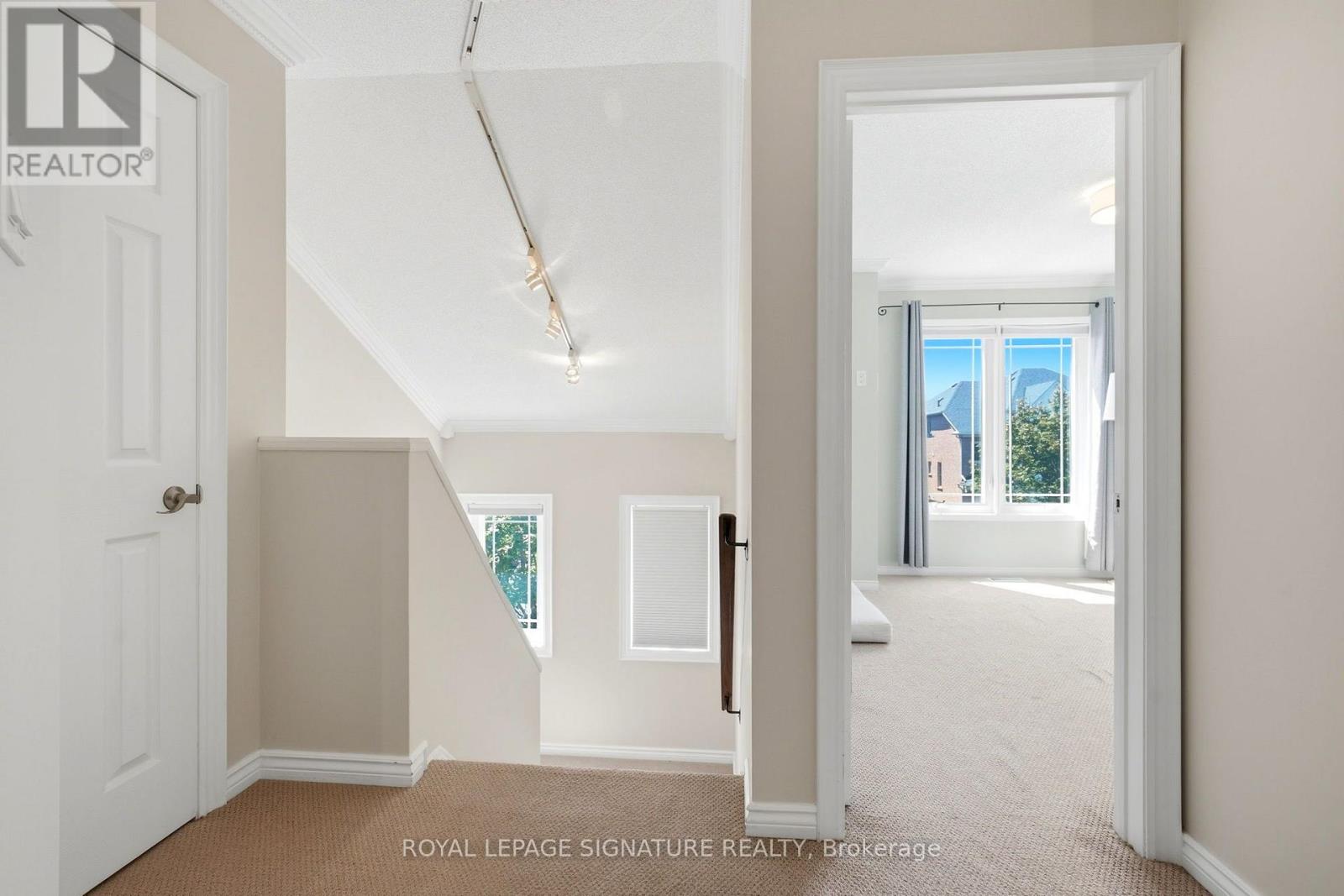 36 Moorefield Drive, Toronto, Ontario  M1C 5B6 - Photo 24 - E13608678