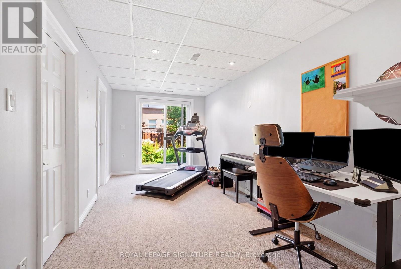 36 Moorefield Drive, Toronto, Ontario  M1C 5B6 - Photo 25 - E13608678