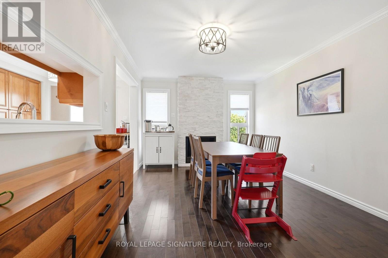 36 Moorefield Drive, Toronto, Ontario  M1C 5B6 - Photo 5 - E13608678