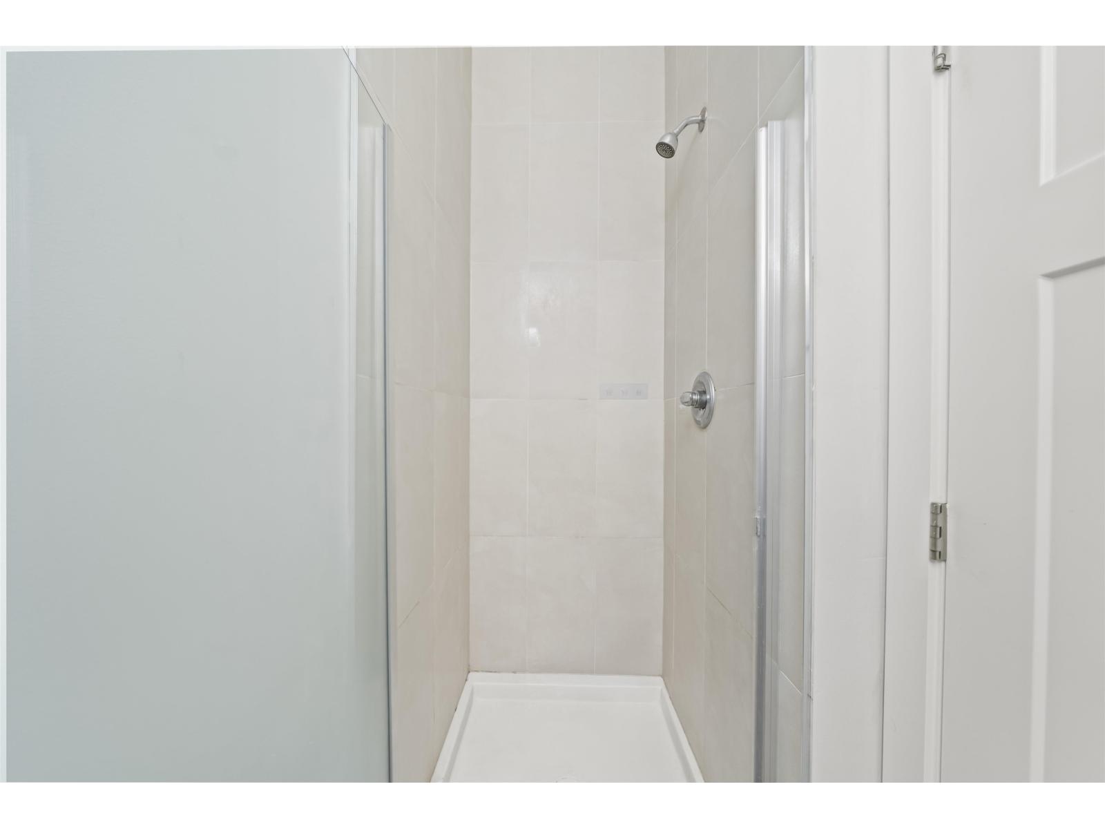 Listing image 30