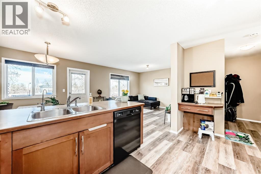 602, 800 Yankee Valley Boulevard SE, Airdrie, Alberta  T4A 2L3 - Photo 9 - A2323559