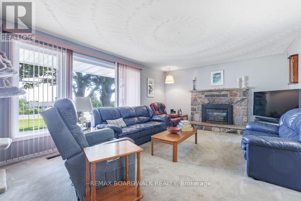 2043 Carp Road, Ottawa, Ontario  K0A 1L0 - Photo 8 - X13608604