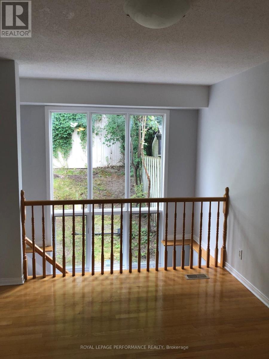 3827 Crowsnest Avenue, Ottawa, Ontario  K1V 1K4 - Photo 10 - X13608750