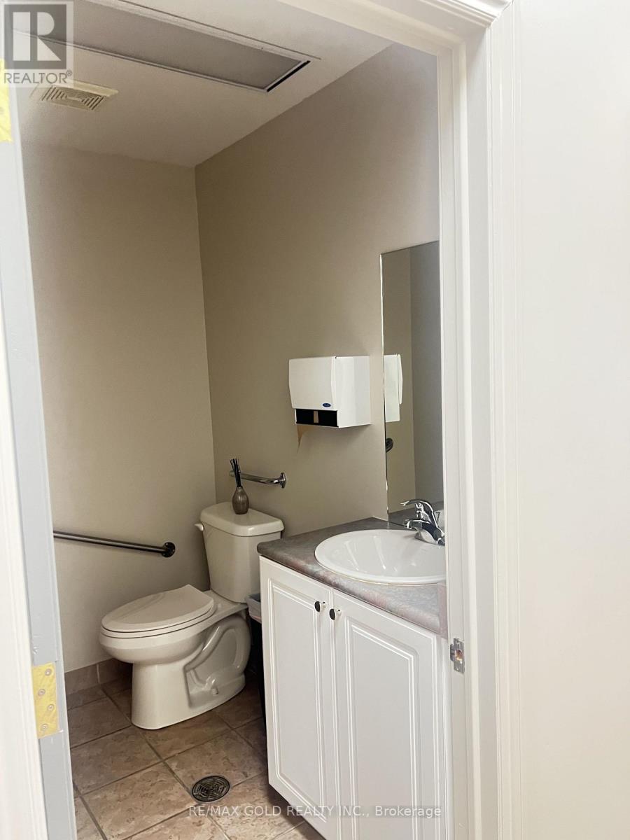 33 - 111 Zenway Boulevard, Vaughan, Ontario  L4H 3H9 - Photo 12 - N13608606