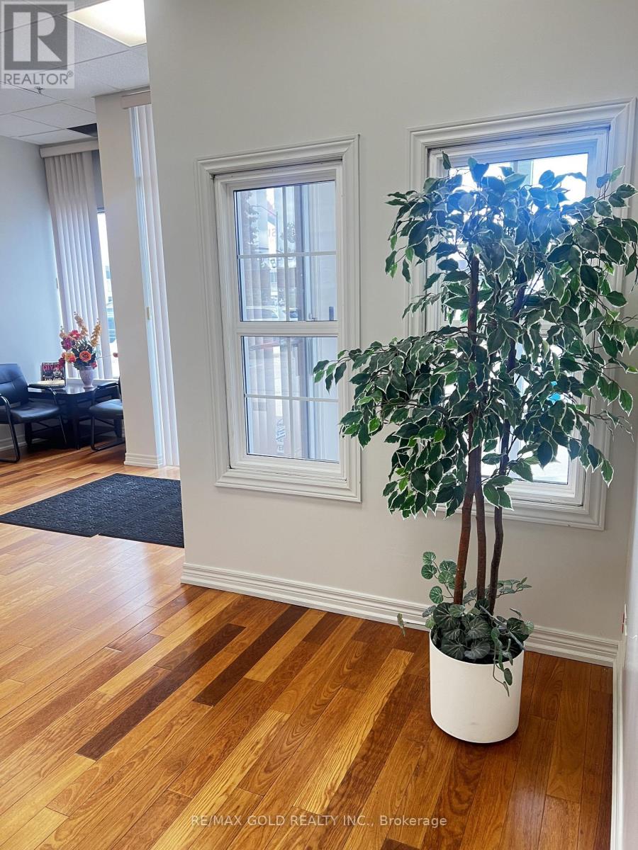 33 - 111 Zenway Boulevard, Vaughan, Ontario  L4H 3H9 - Photo 13 - N13608606