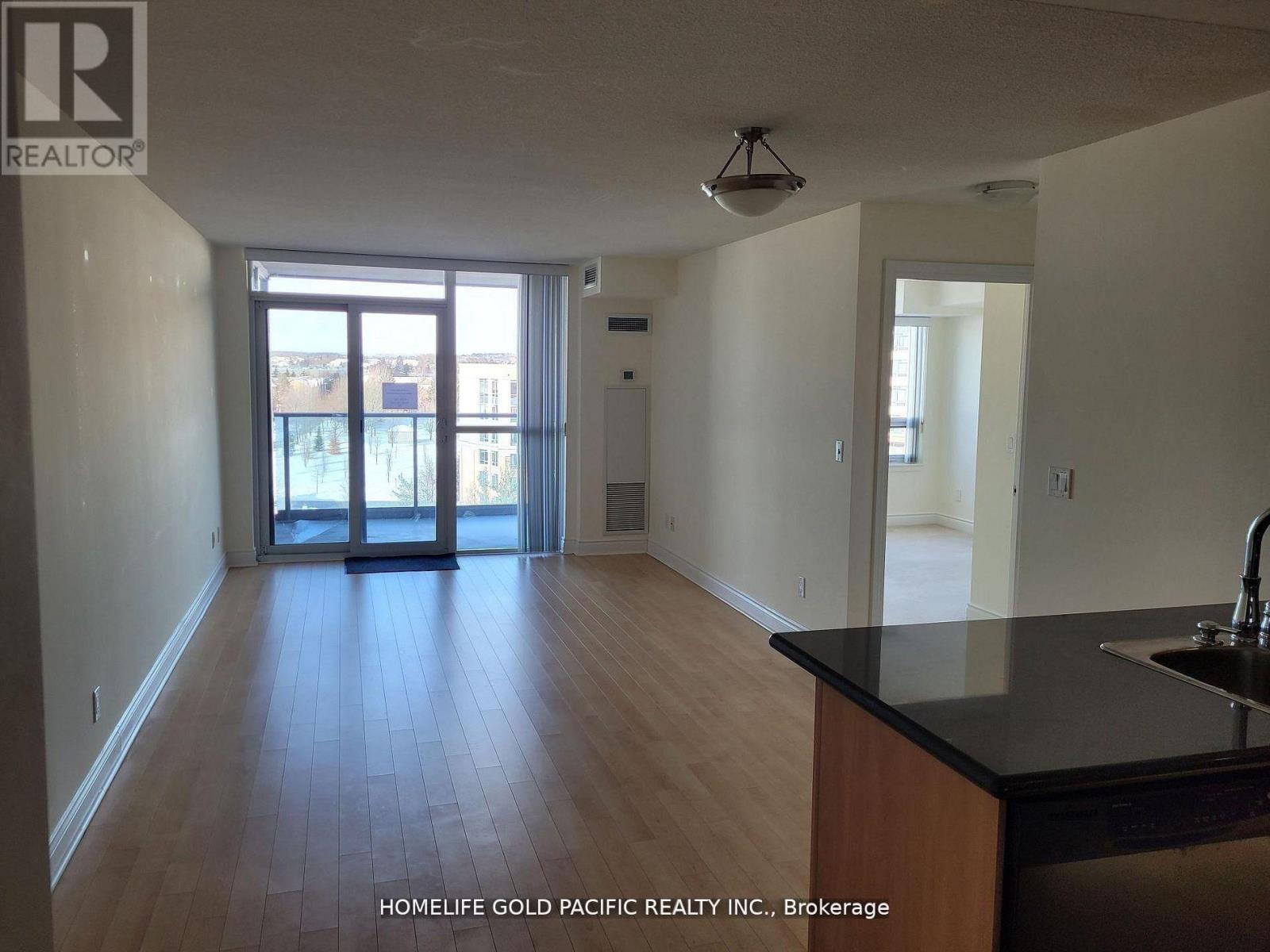 1087 - 23 COX BOULEVARD - Photo 2