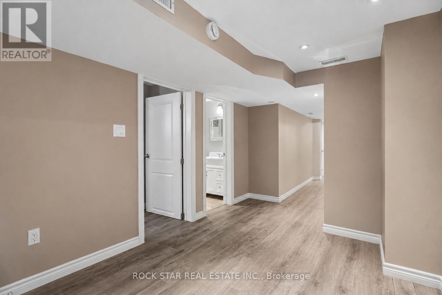 62 Corbett Drive, Barrie, Ontario  L4M 5V2 - Photo 24 - S13608622