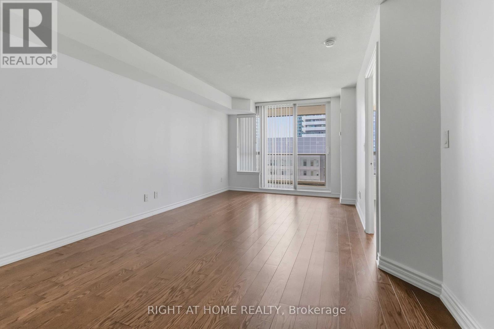 2104 - 4080 Living Arts Drive W, Mississauga, Ontario  L5B 4N3 - Photo 7 - W13608500