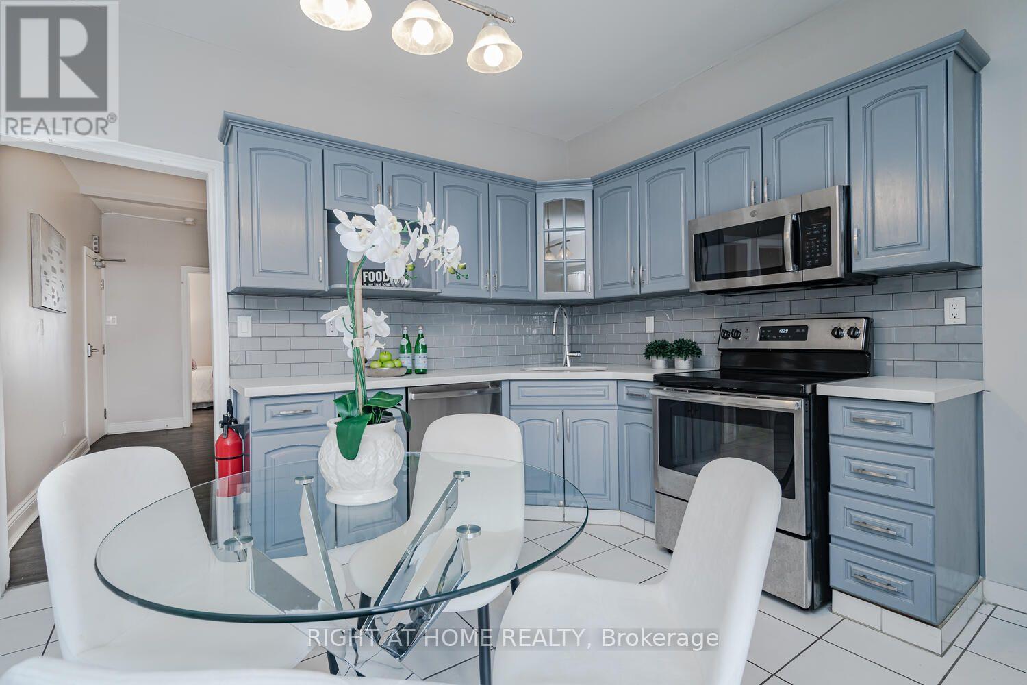 1 - 1311 Davenport Road, Toronto, Ontario  M6H 2H3 - Photo 2 - W13608566