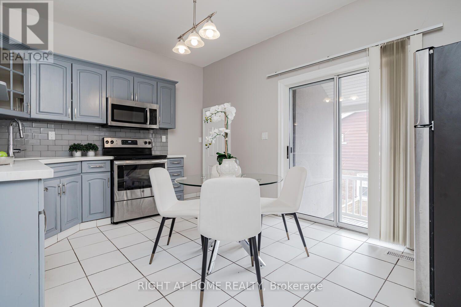 1 - 1311 Davenport Road, Toronto, Ontario  M6H 2H3 - Photo 3 - W13608566