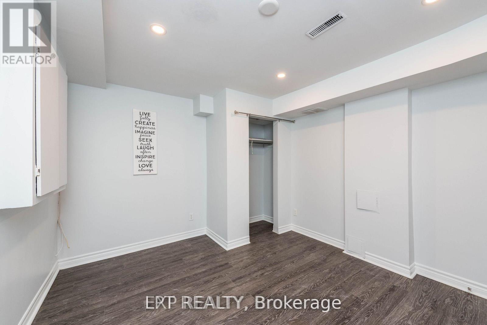 Legal Basement Apartment - 9 Michigan Avenue, Brampton, Ontario  L6Y 4N5 - Photo 14 - W13608652