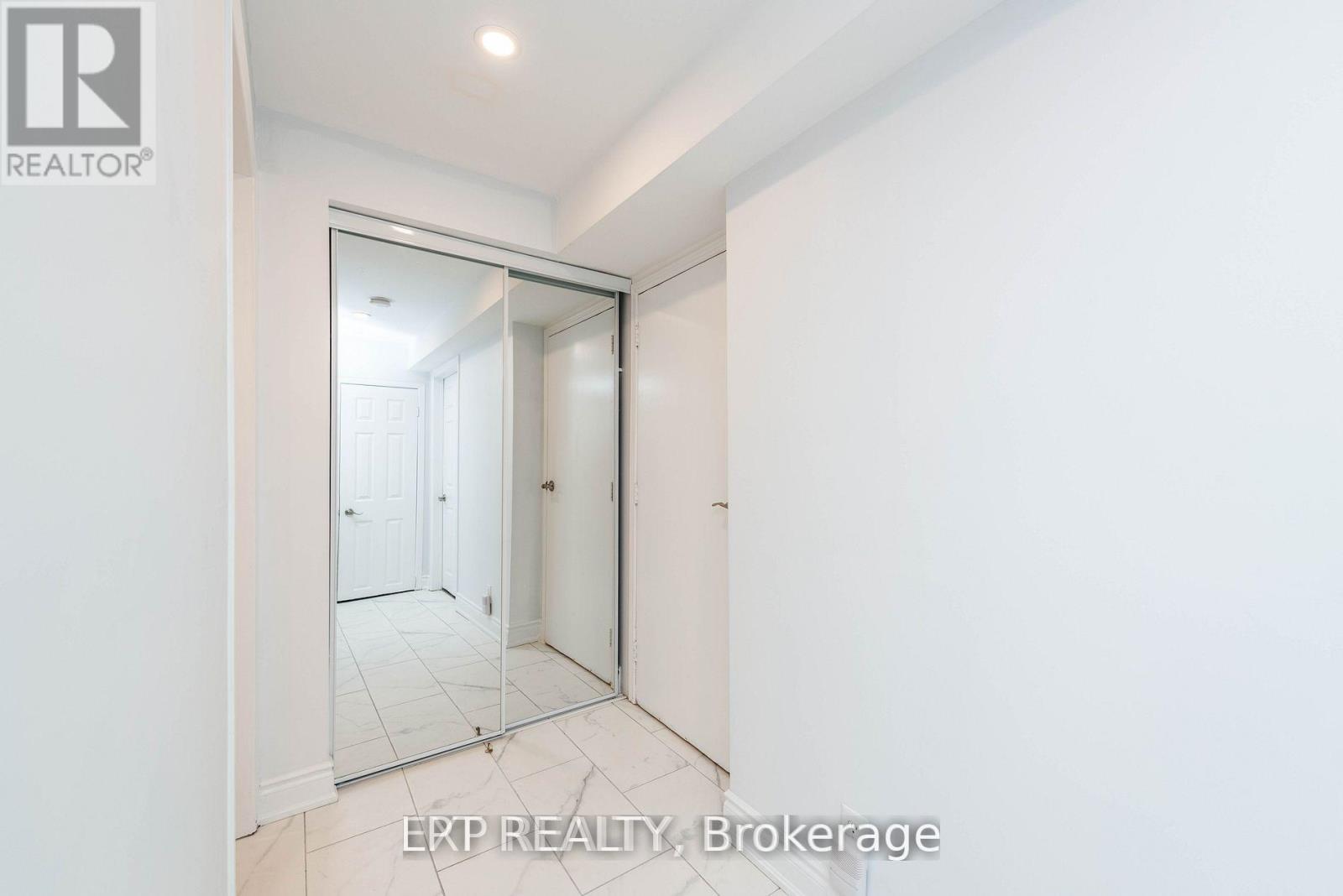 Legal Basement Apartment - 9 Michigan Avenue, Brampton, Ontario  L6Y 4N5 - Photo 16 - W13608652