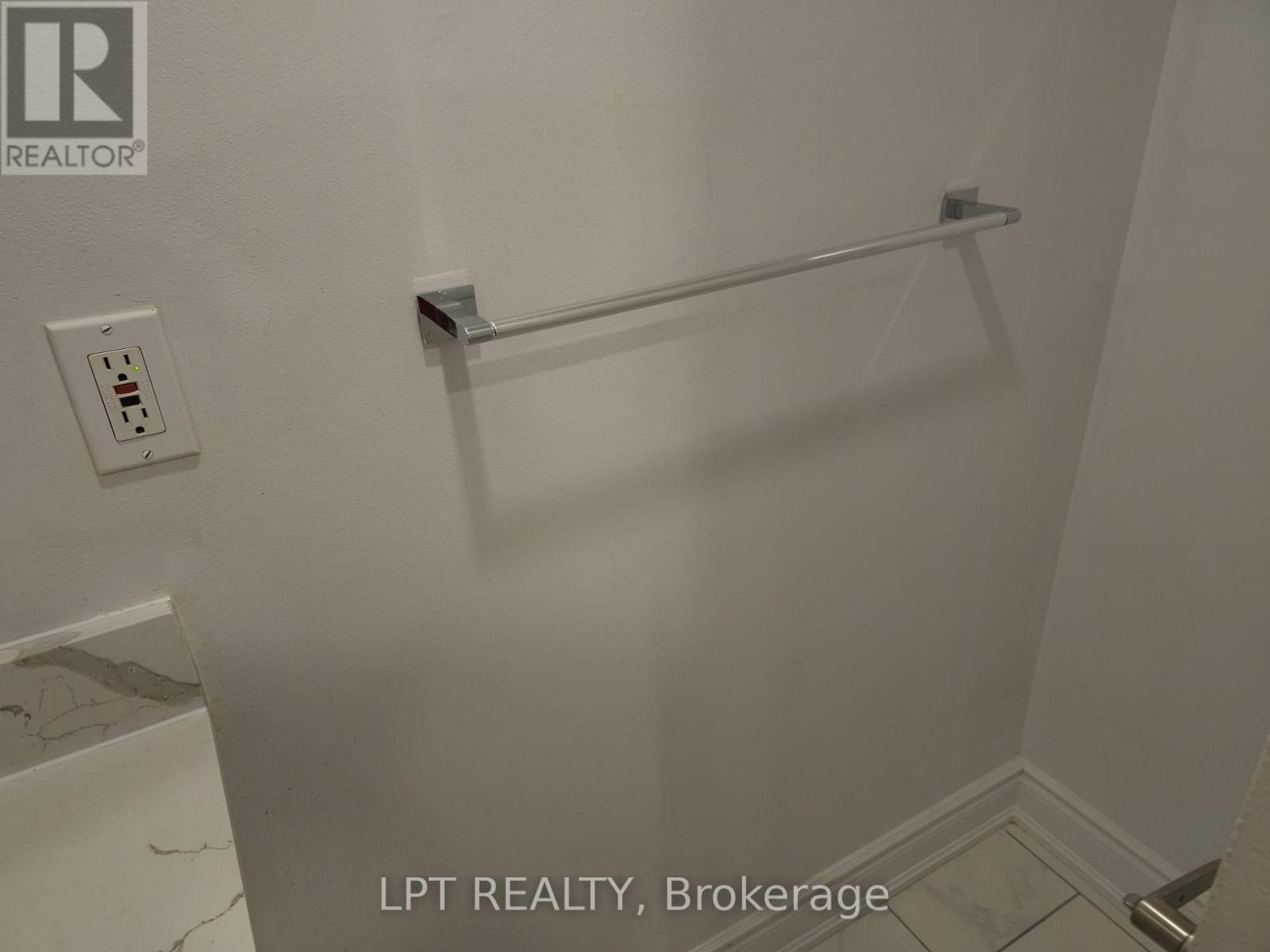 Legal Basement Apartment - 9 Michigan Avenue, Brampton, Ontario  L6Y 4N5 - Photo 25 - W13608652