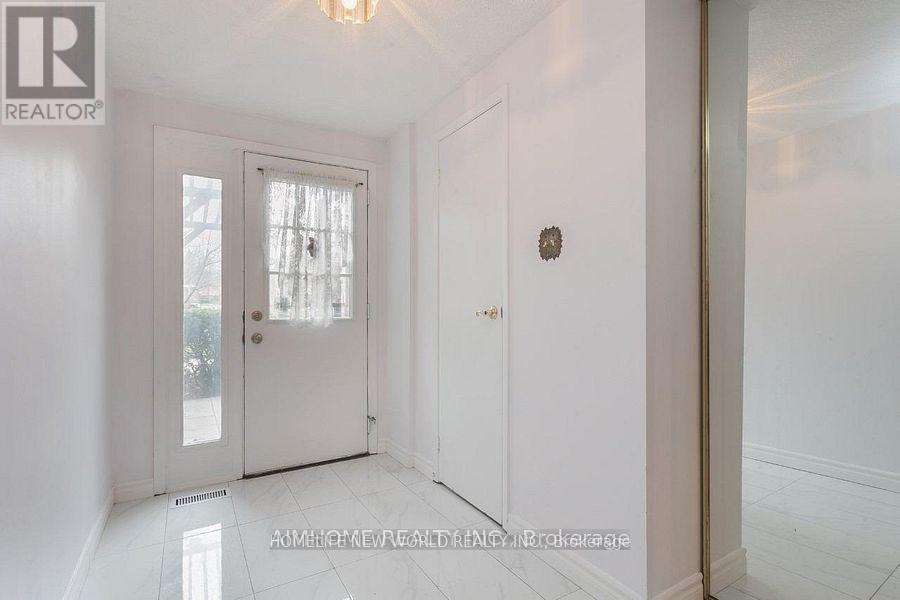 3 - 30 Chichester Place, Toronto, Ontario  M1T 3S5 - Photo 3 - E13606596