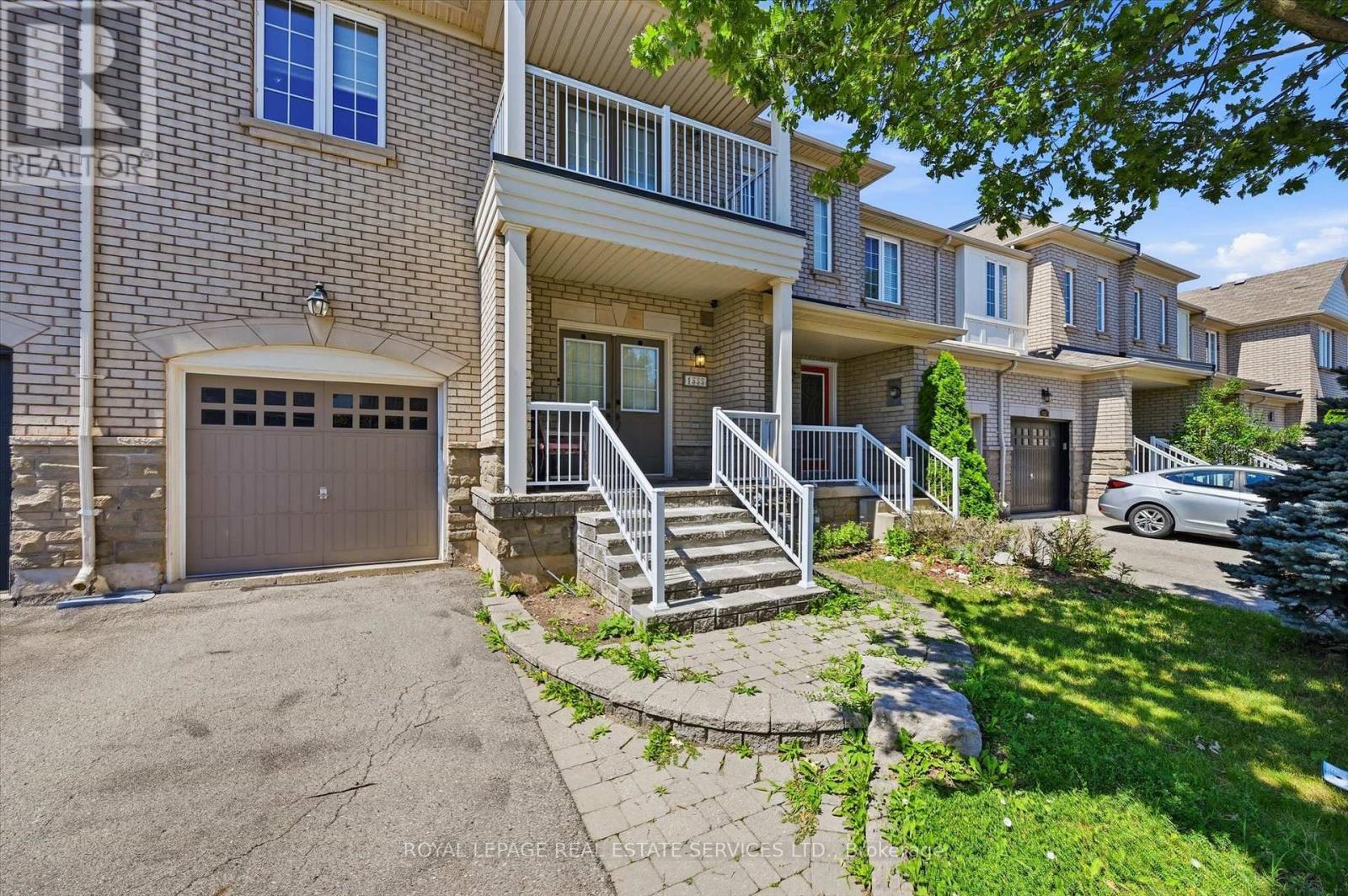 1333 Kestell Boulevard, Oakville, Ontario  L6H 0C8 - Photo 4 - W13014058