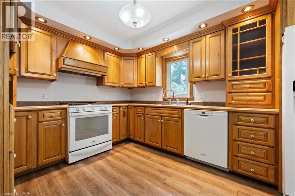 411 St Andrew Street, Port Dover, Ontario  N0A 1N0 - Photo 13 - 40851334