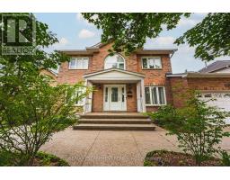 21 MOSS BOULEVARD, Hamilton, Ontario