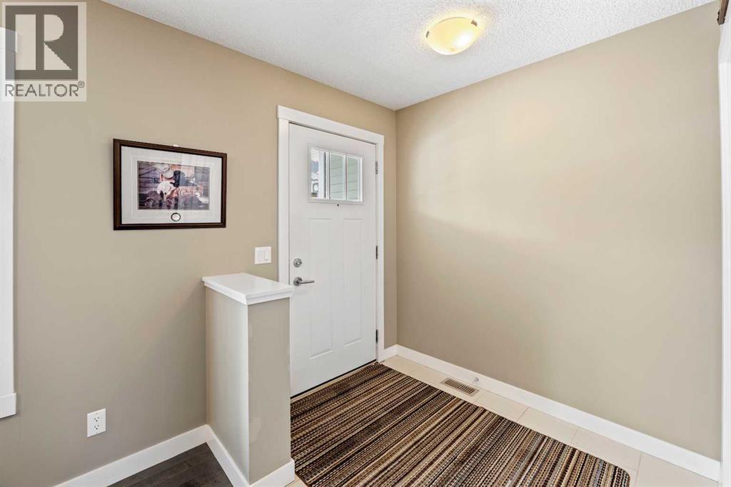 115 Baysprings Terrace SW, Airdrie, Alberta  T4B 4A8 - Photo 5 - A2298573