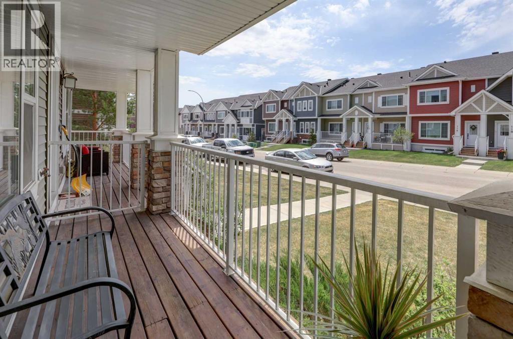 115 Baysprings Terrace SW, Airdrie, Alberta  T4B 4A8 - Photo 4 - A2298573