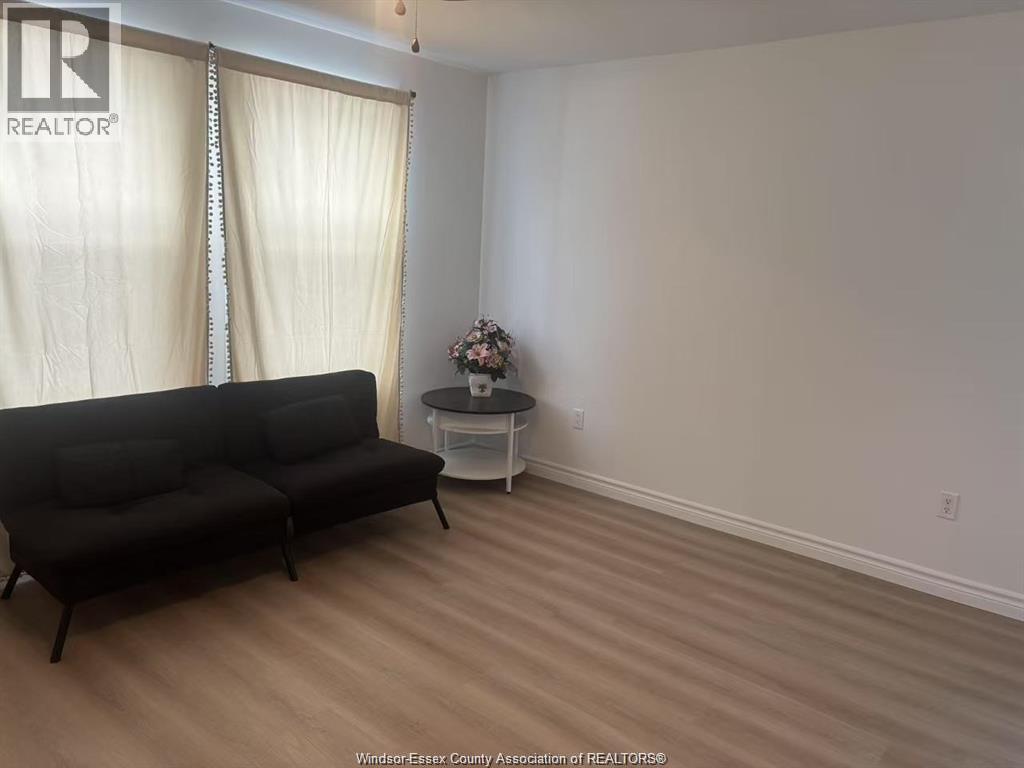 502 Josephine, Windsor, Ontario  N9B 2L1 - Photo 5 - 26018058