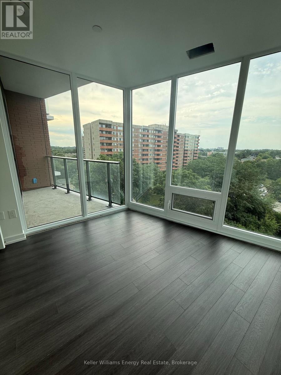 803 - 4010 Eglinton Avenue W, Toronto (Humber Heights), Ontario  M9A 4M2 - Photo 5 - W13608790