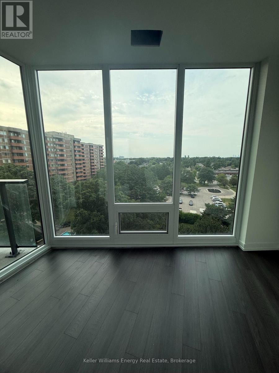 803 - 4010 Eglinton Avenue W, Toronto (Humber Heights), Ontario  M9A 4M2 - Photo 8 - W13608790