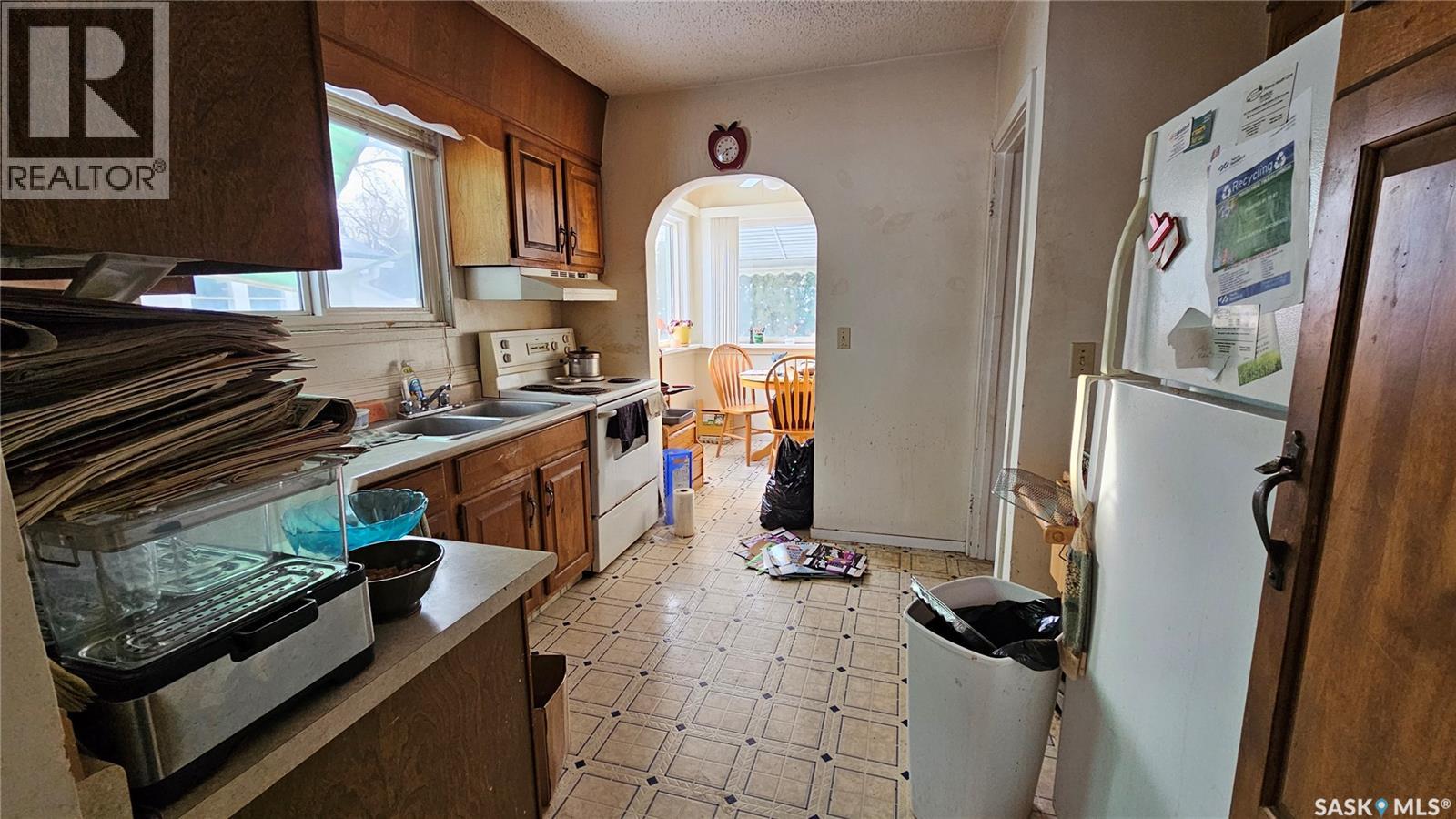 1541 99th Street, North Battleford, Saskatchewan  S9A 0R2 - Photo 5 - SK043747