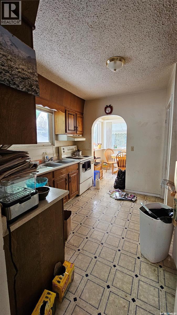 1541 99th Street, North Battleford, Saskatchewan  S9A 0R2 - Photo 6 - SK043747