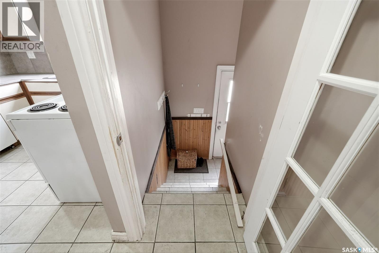 2051 Mcdonald Street, Regina, Saskatchewan  S4N 2Y4 - Photo 16 - SK043648