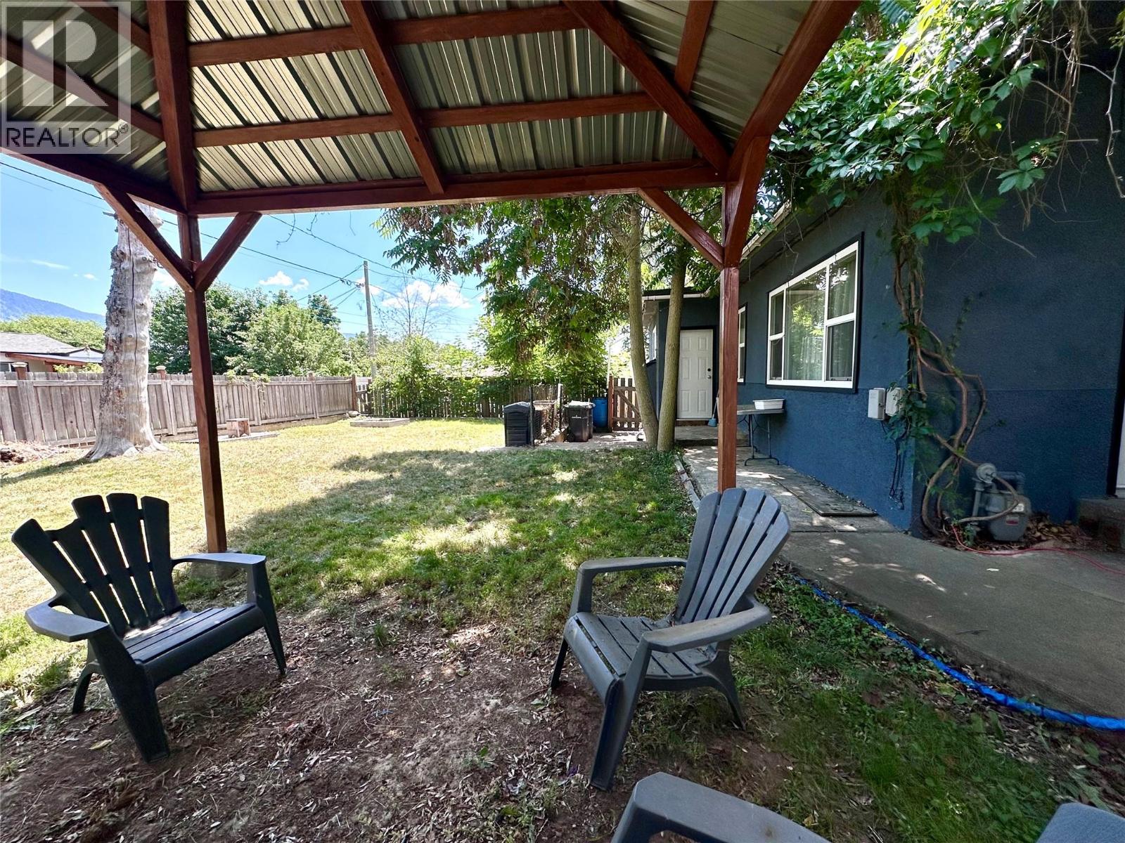 411 7th Avenue, Castlegar, British Columbia  V1N 1R1 - Photo 29 - 10394689