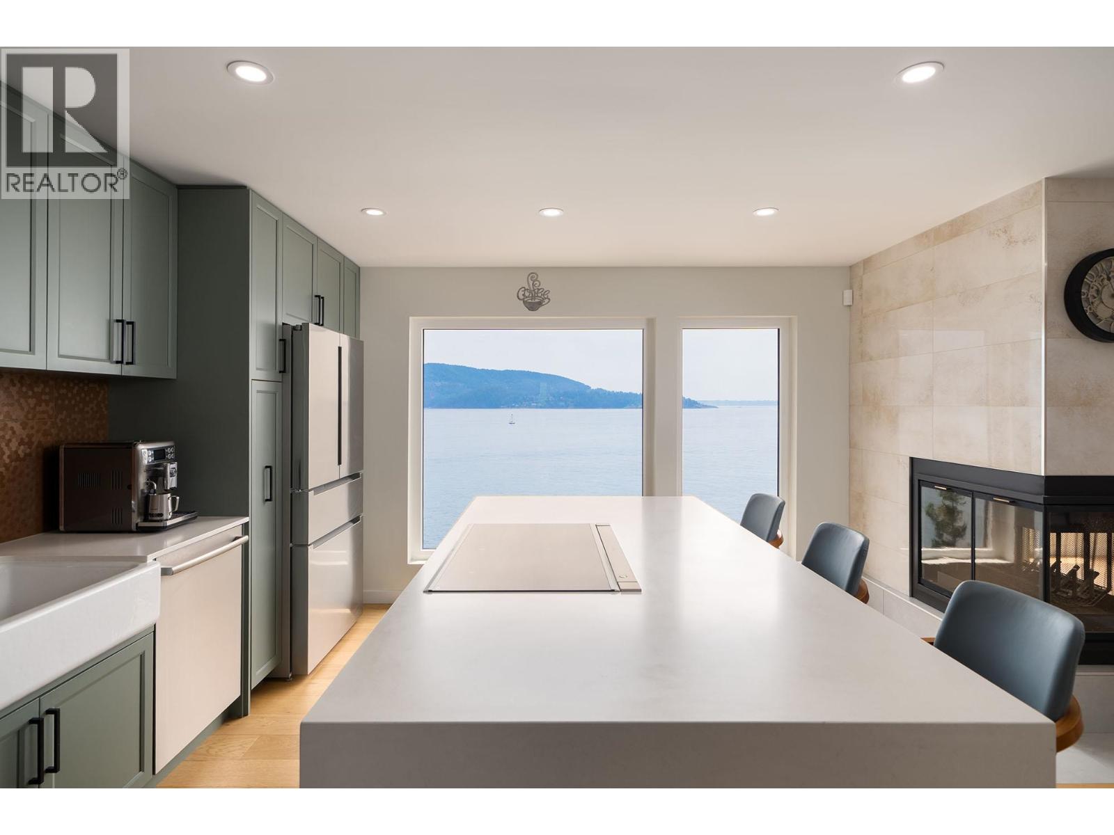 1531 Eagle Cliff Road, Bowen Island, British Columbia  V0N 1G1 - Photo 11 - R3150006