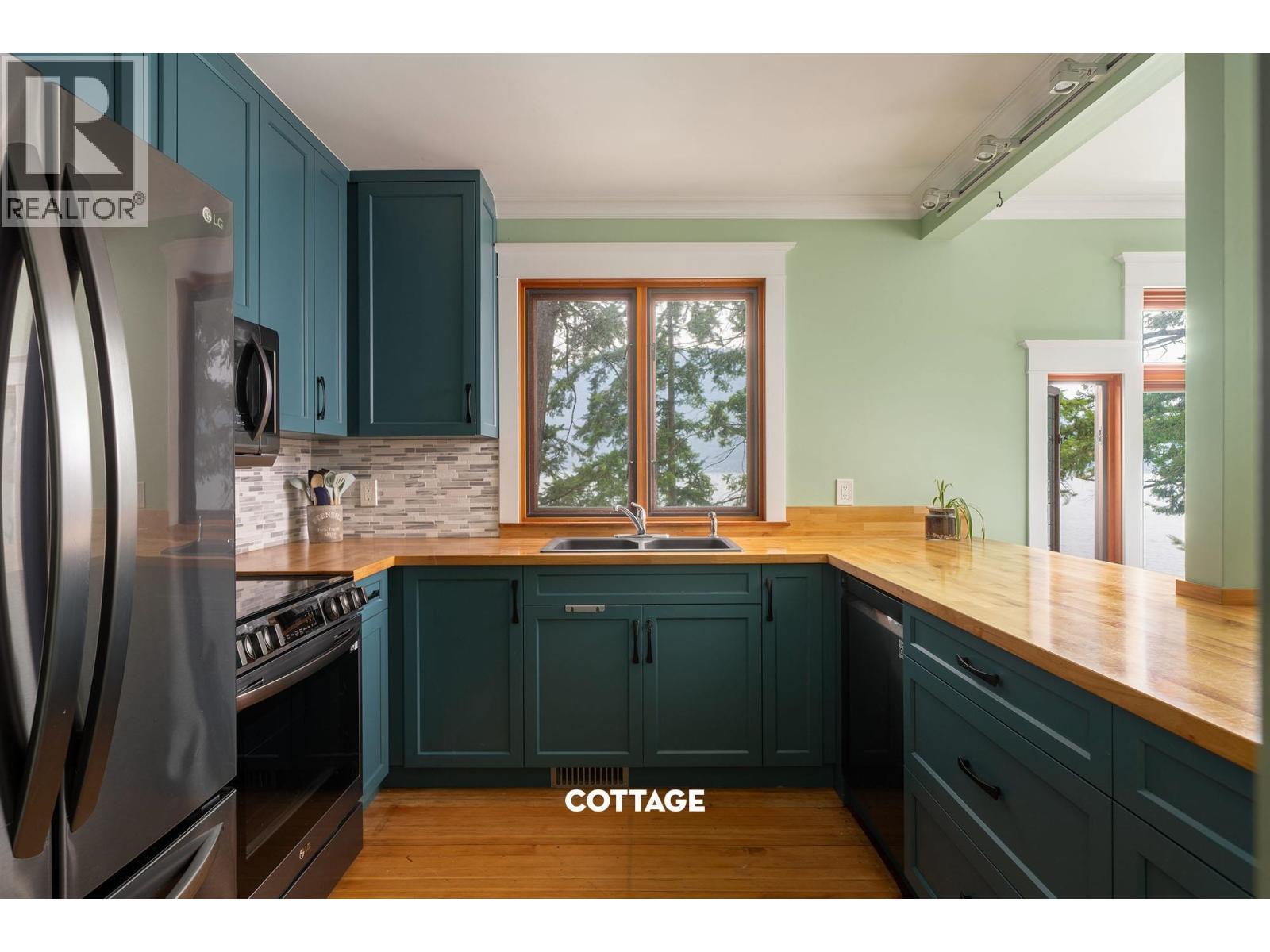 1531 Eagle Cliff Road, Bowen Island, British Columbia  V0N 1G1 - Photo 38 - R3150006