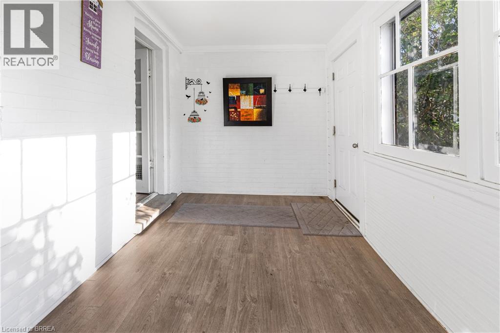 472 COLBORNE Street E - Photo 16