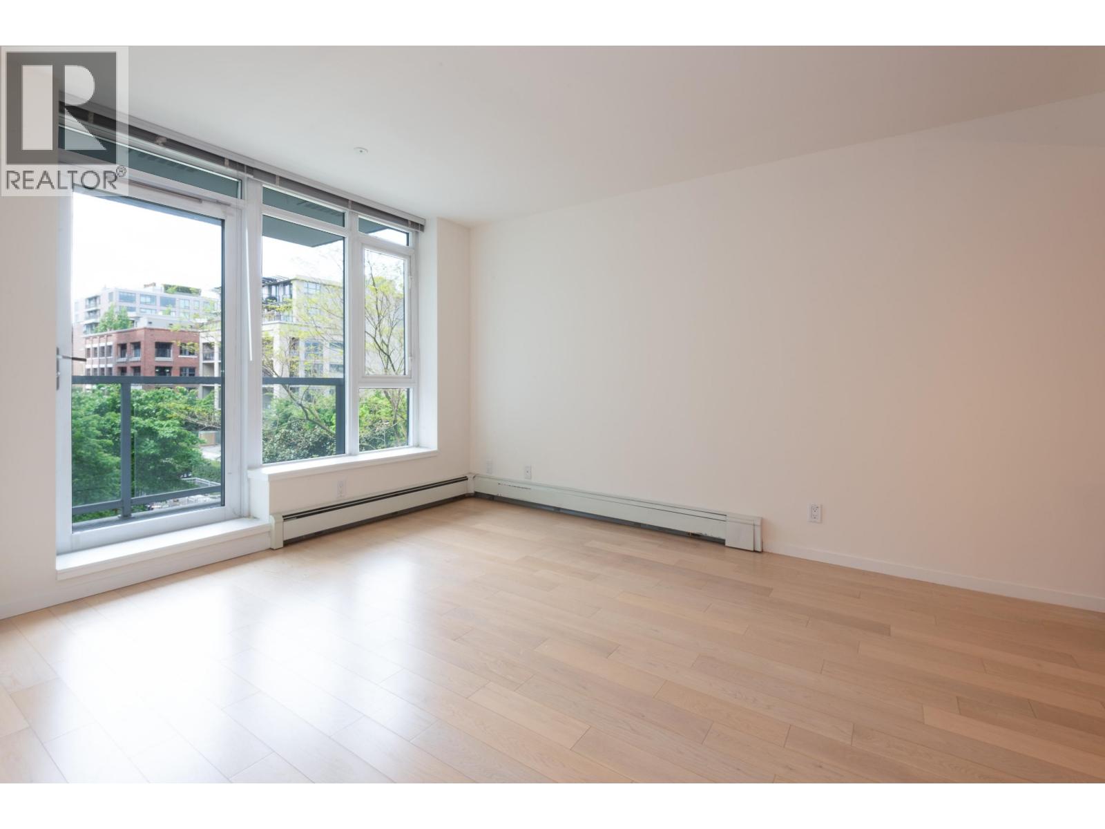 301 1887 Crowe Street, Vancouver, British Columbia  V5Y 0B4 - Photo 5 - R3140808