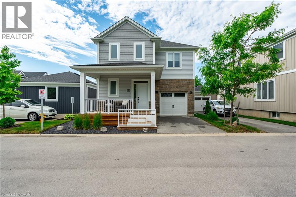 9 PRINCETON Common, Dartford, Ontario