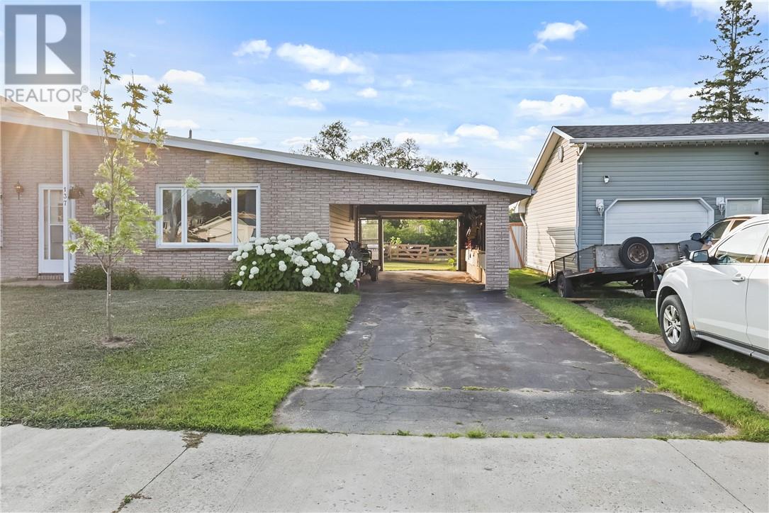 137 Sime Street, Espanola, Ontario  P5E 1C9 - Photo 4 - 2129448