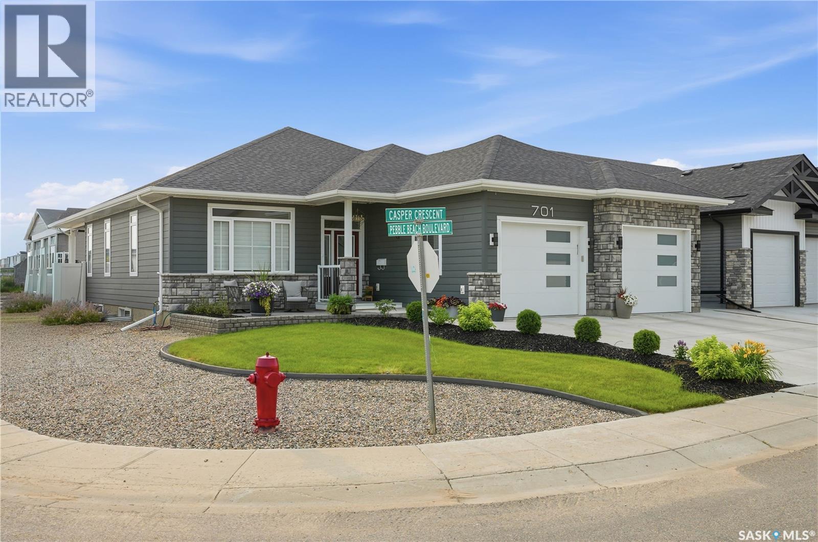 701 Casper Crescent, Warman, Saskatchewan  S0K 4S4 - Photo 2 - SK043506