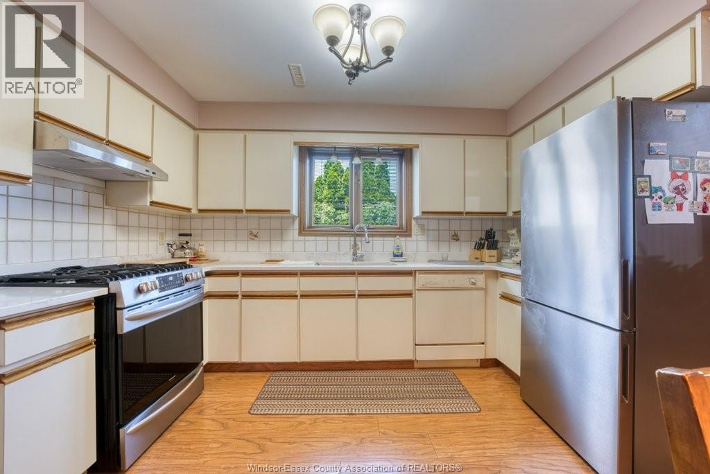1030 Dandurand Court, Windsor, Ontario  N9E 4K5 - Photo 31 - 26018080