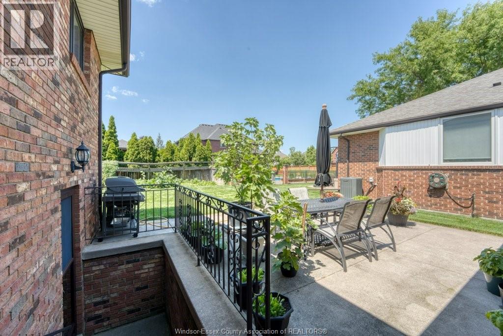 1030 Dandurand Court, Windsor, Ontario  N9E 4K5 - Photo 38 - 26018080