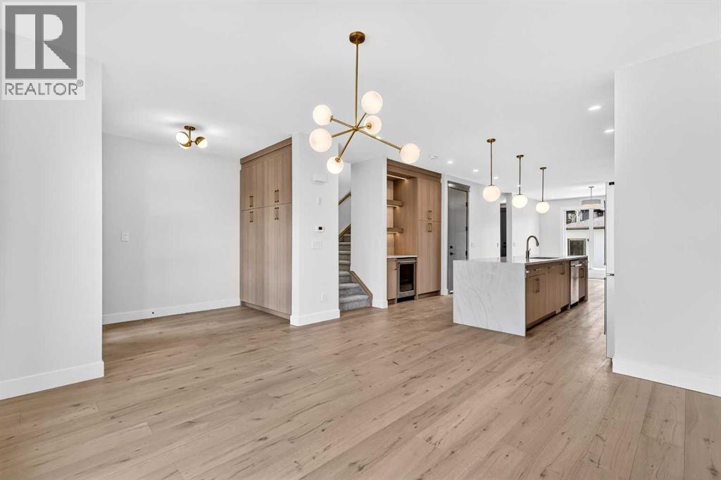 8519 48 Avenue Nw, Calgary, Alberta  T3B 2B1 - Photo 12 - A2314392