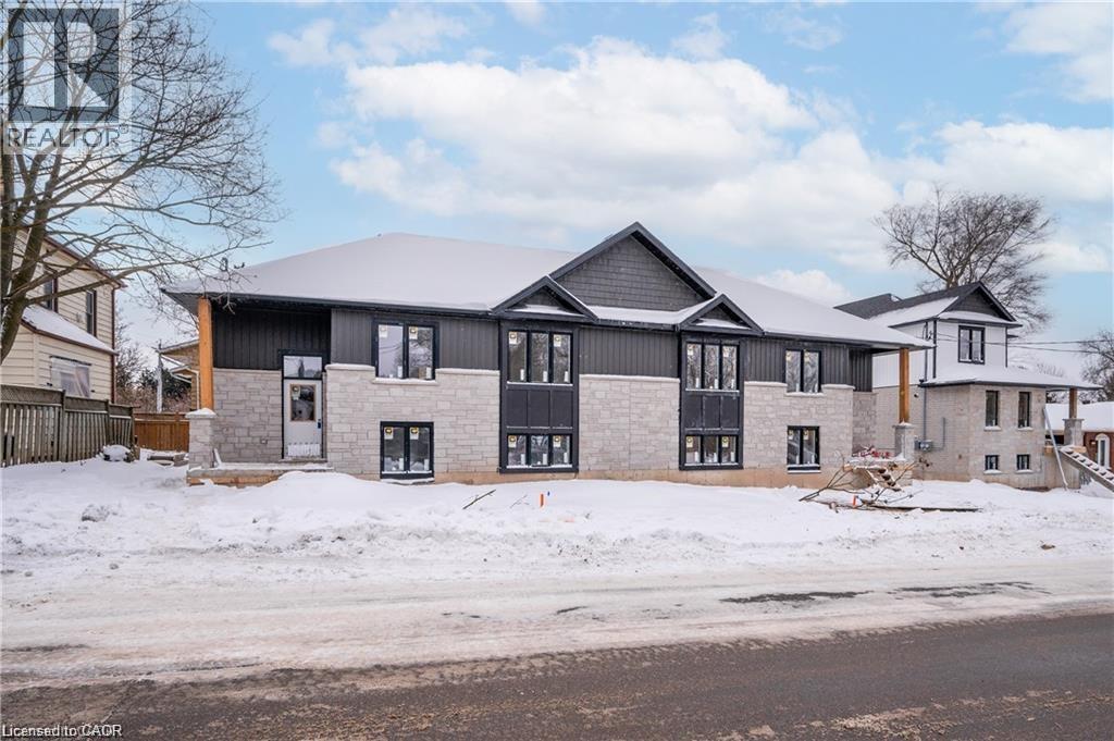 18 HINCKS Street Unit# B, New Hamburg, Ontario