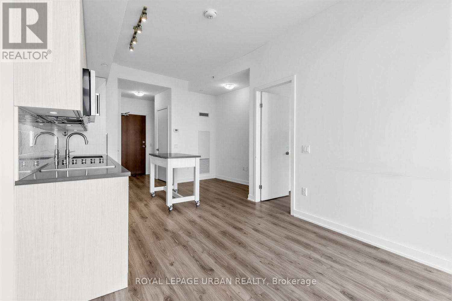 2311 - 38 Iannuzzi Street, Toronto, Ontario  M5V 0E8 - Photo 15 - C13609012
