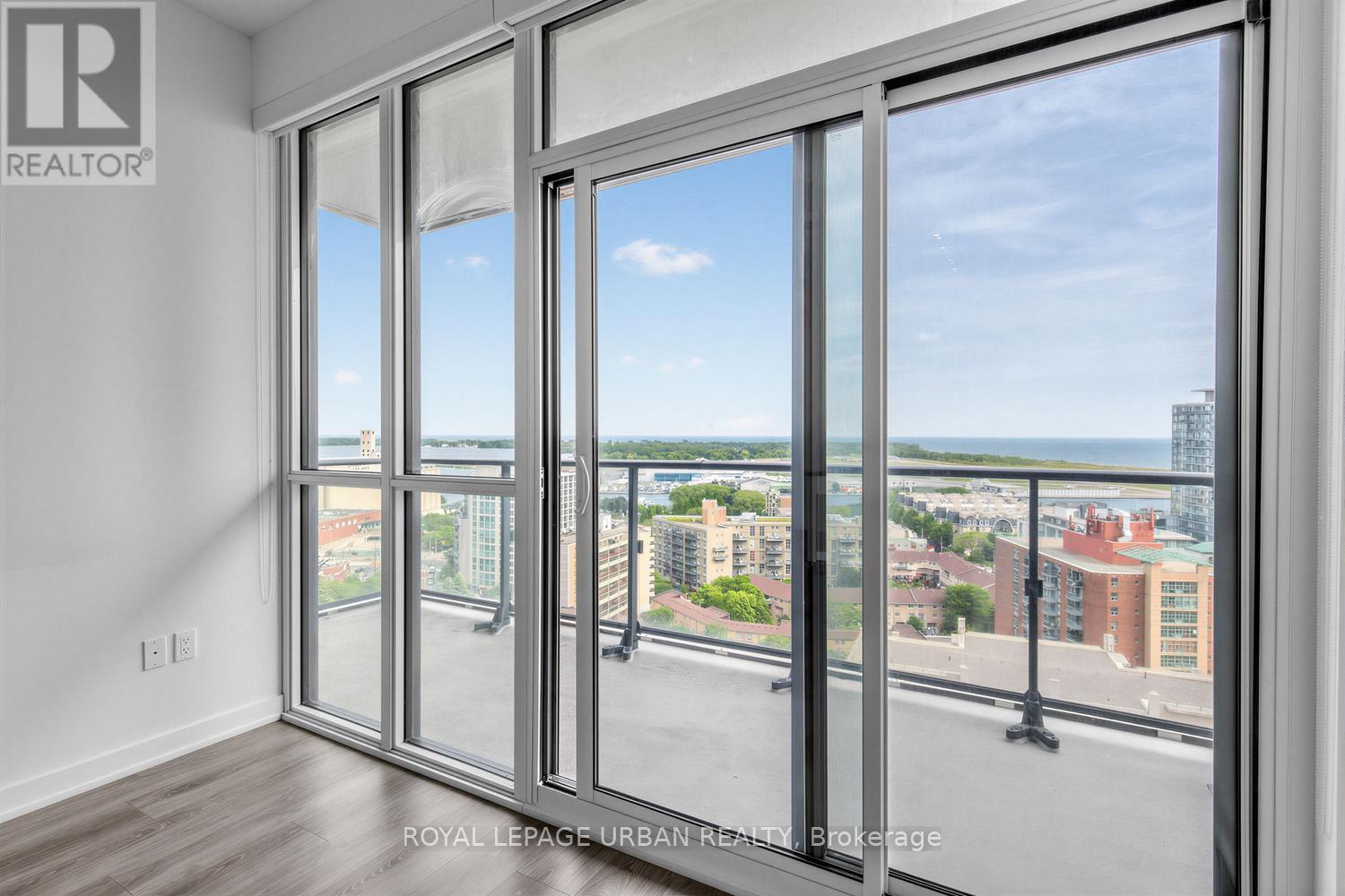 2311 - 38 Iannuzzi Street, Toronto, Ontario  M5V 0E8 - Photo 16 - C13609012