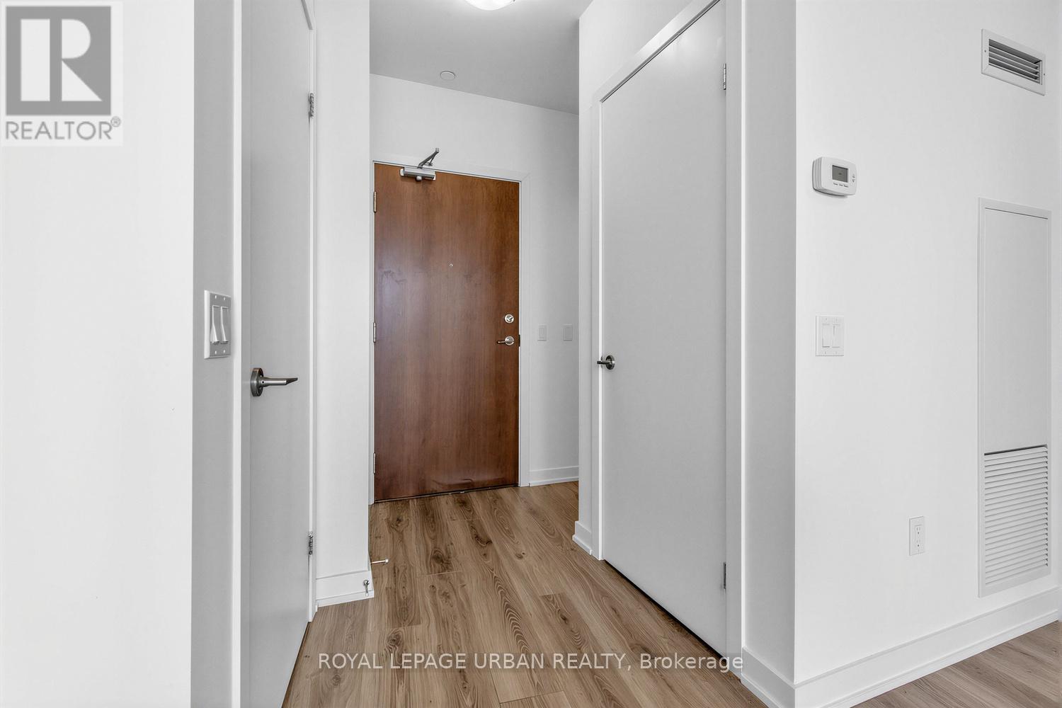 2311 - 38 Iannuzzi Street, Toronto, Ontario  M5V 0E8 - Photo 19 - C13609012