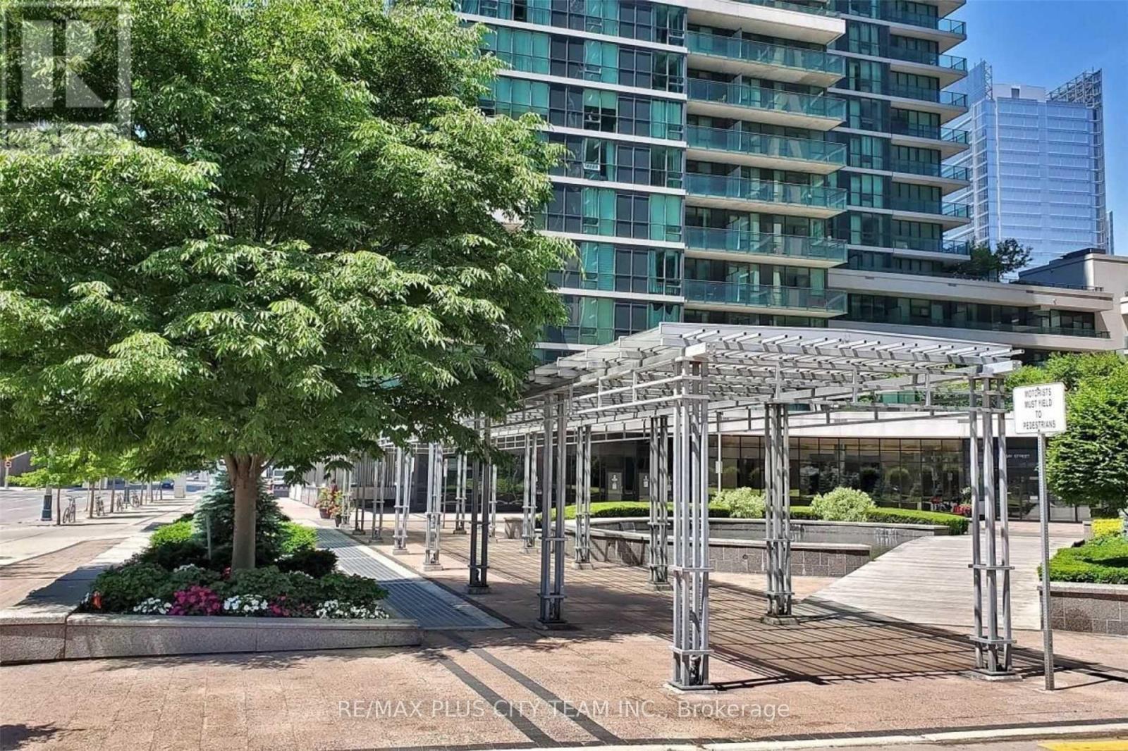 1802 - 18 Harbour Street, Toronto, Ontario  M5E 1Z8 - Photo 14 - C13609066