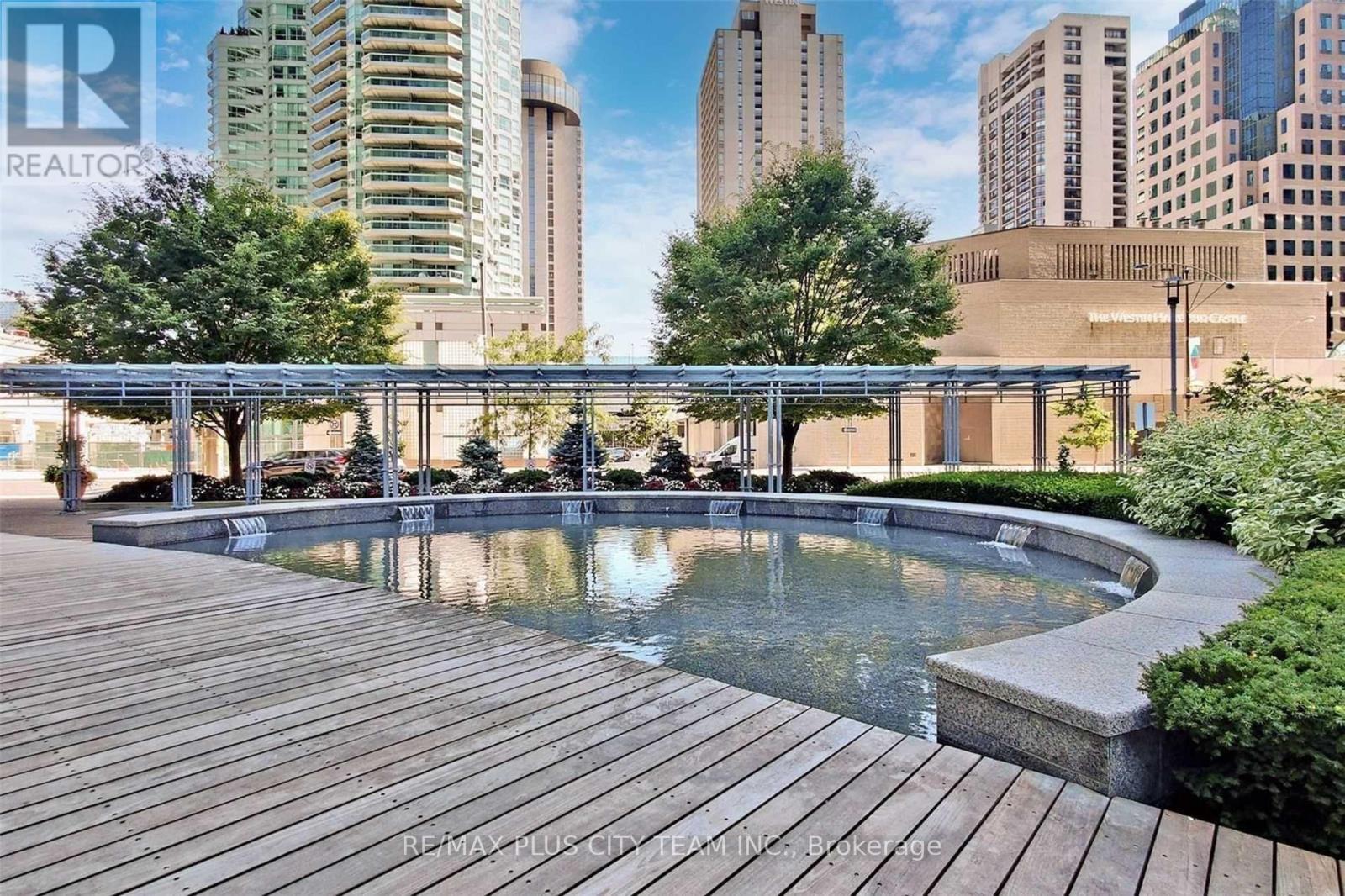 1802 - 18 Harbour Street, Toronto, Ontario  M5E 1Z8 - Photo 15 - C13609066